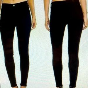 Wildfox Scarlett High Rise Skinny Airkiss women’s black jeans, size 27” preppy
